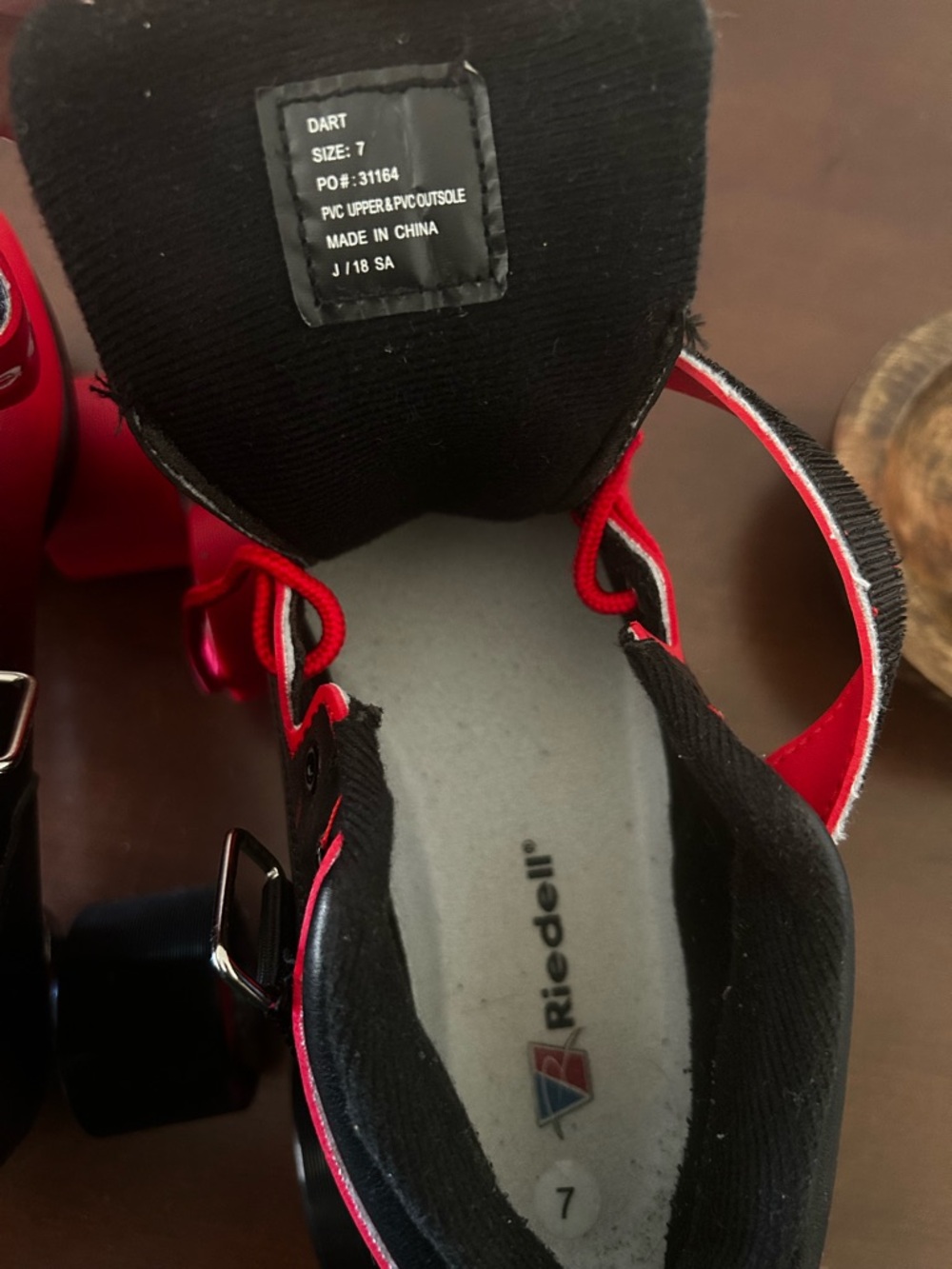 Riedell Dart Black/Red Ombre Quad Roller Skates - Picture 2 of 9